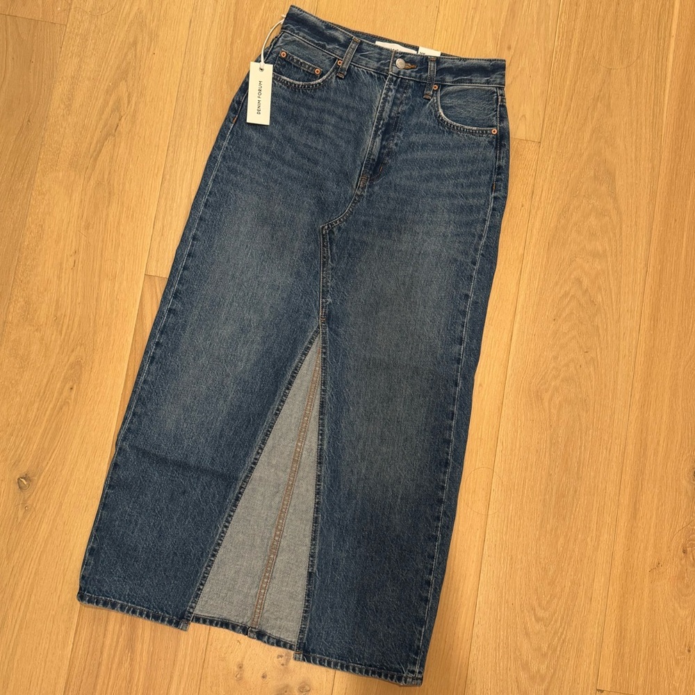 Aritzia The 90s Vintage Mid-Rise Maxi Pencil Denim Skirt